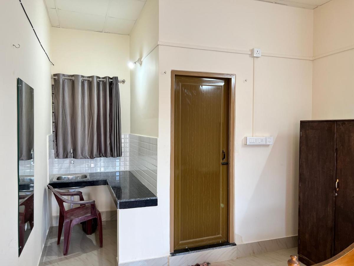 Atithya Lodge グワーハーティー エクステリア 写真
