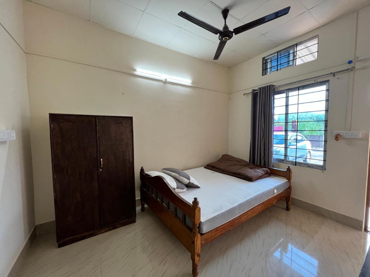 Atithya Lodge グワーハーティー エクステリア 写真