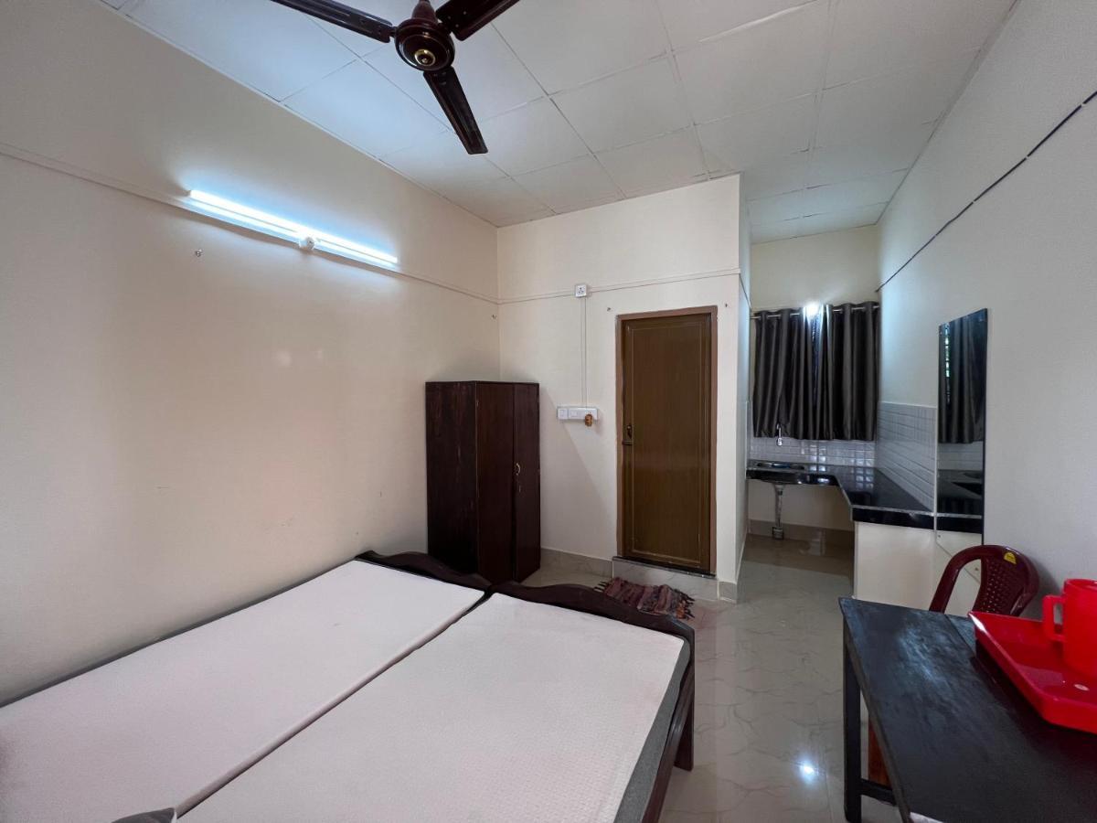 Atithya Lodge グワーハーティー エクステリア 写真