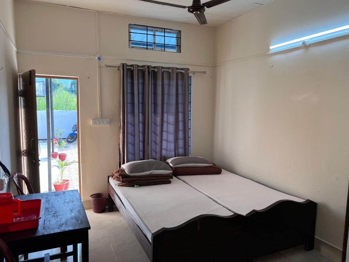 Atithya Lodge グワーハーティー エクステリア 写真