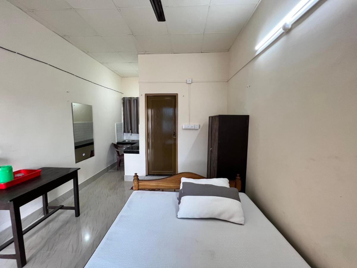 Atithya Lodge グワーハーティー エクステリア 写真